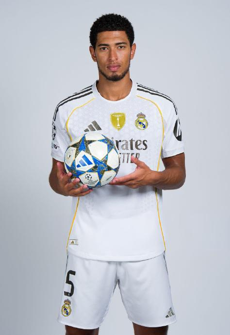 欧冠淘汰赛前瞻：曼联对阵巴黎,（欧冠淘汰赛焦点战：曼联迎战巴黎圣日耳曼）