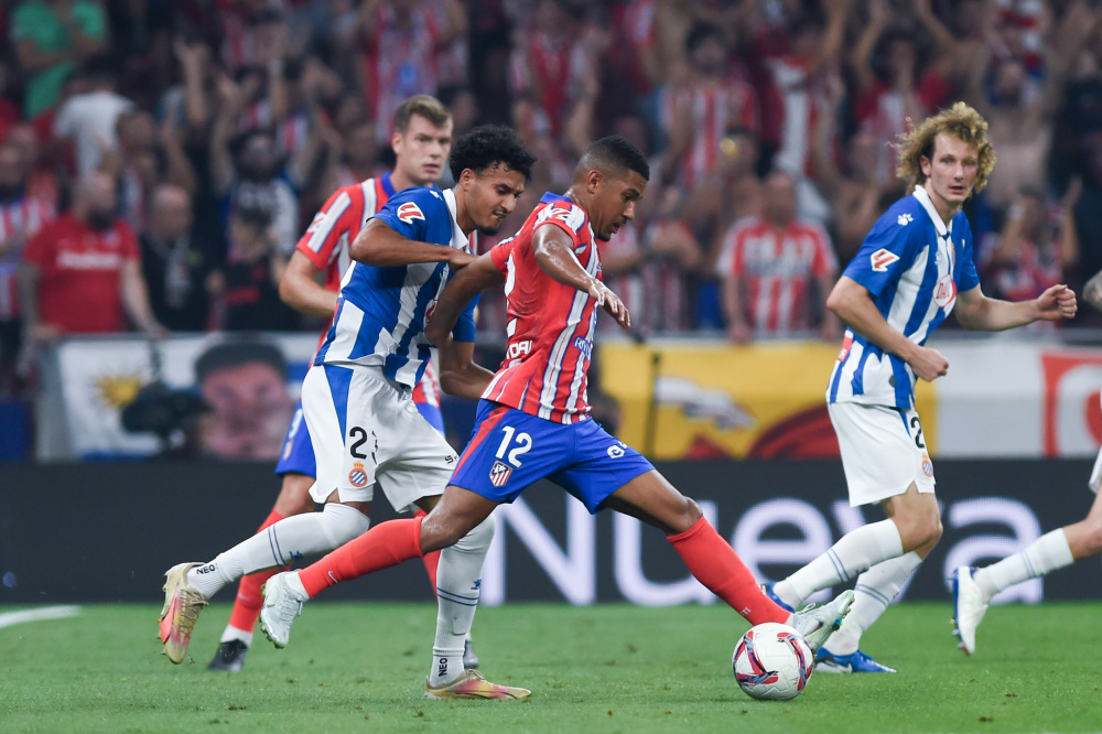 早报：暴风雨前的宁静（晨报：风暴将至前的平静）