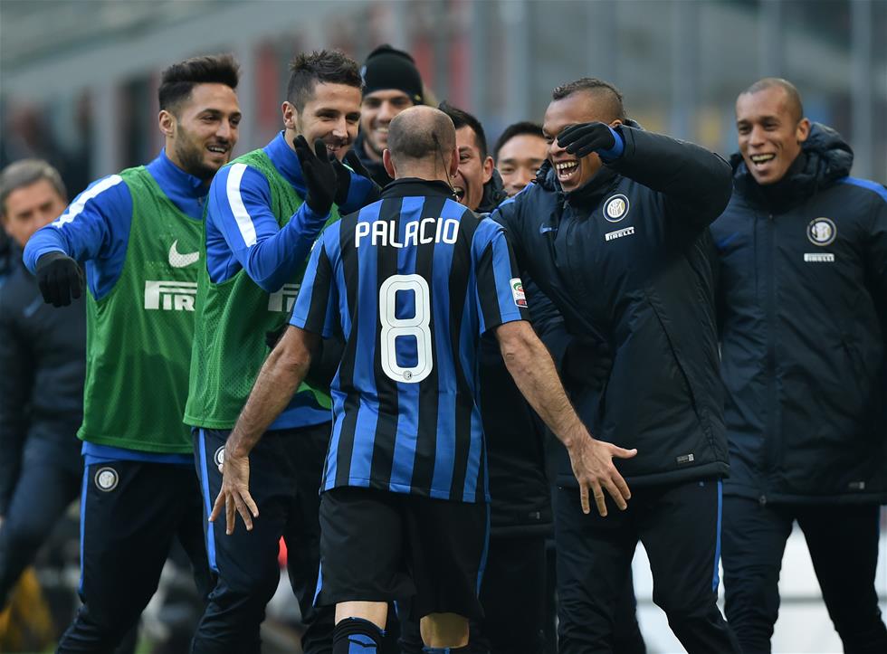 博尼：巴斯托尼让我来国米；以前踢中场对我组织能力有帮助（博尼：在巴斯托尼推动下加盟国米；中场经历提升了我的组织能力）