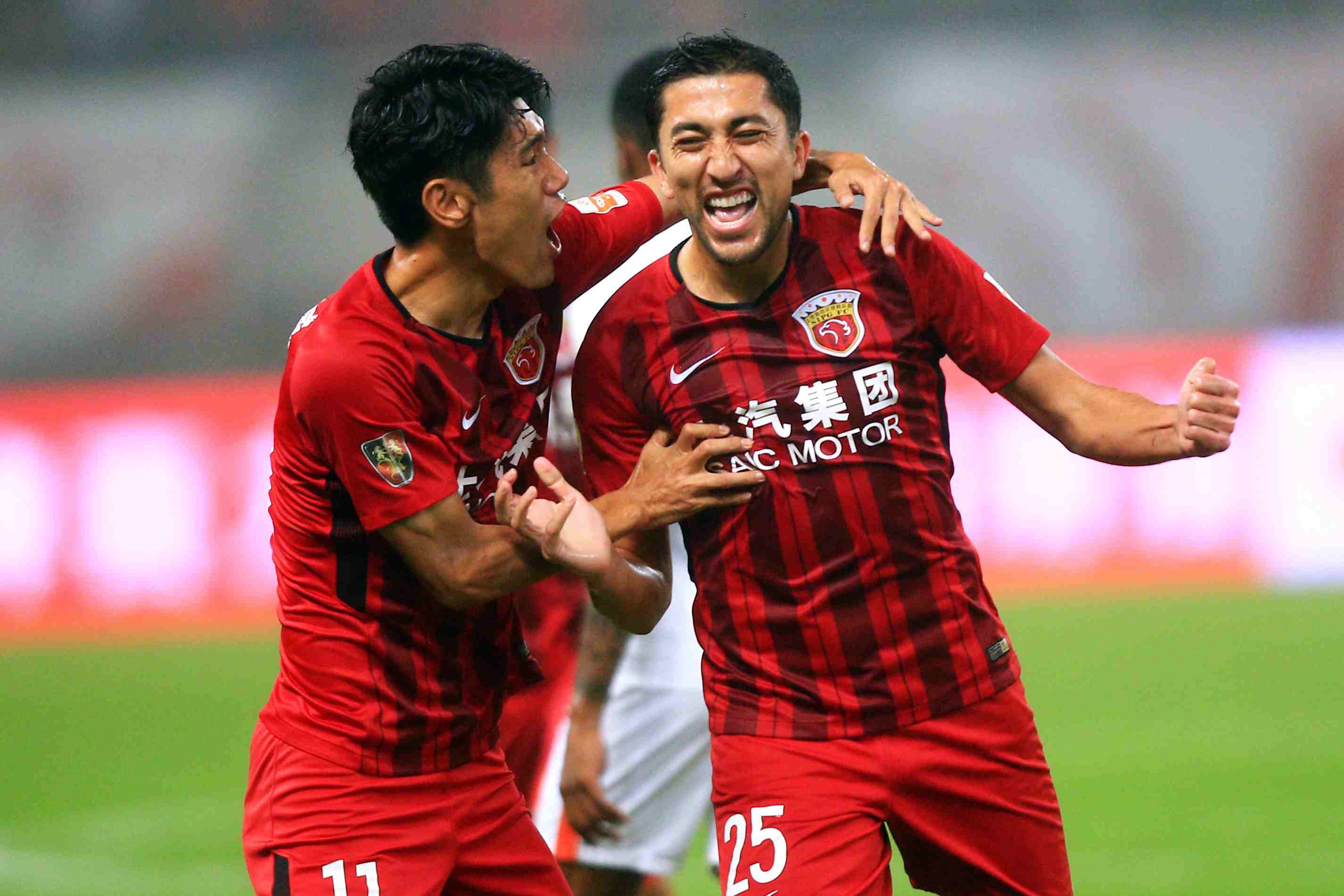 普利希奇流感中逆天改命，带领AC米兰重返意甲榜首（流感难挡锋芒，普利希奇率领AC米兰重返意甲榜首）