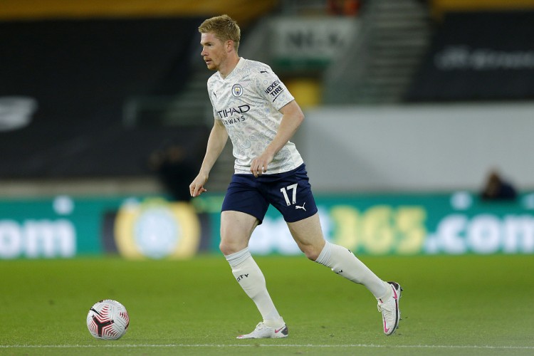 曼联计划打破转会纪录，签下埃利奥特·安德森和马特塔，争夺关键球员。（曼联欲刷新转会纪录，追逐埃利奥特·安德森与马特塔，力争关键目标）