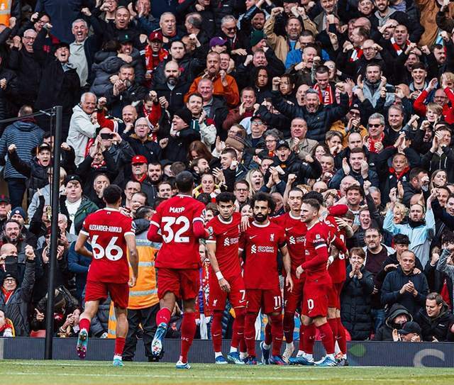 英超战报：福登传射，迪亚斯世界波，曼城3-0十人桑德兰（英超：福登传射+迪亚斯世界波，曼城3-0完胜十人桑德兰）