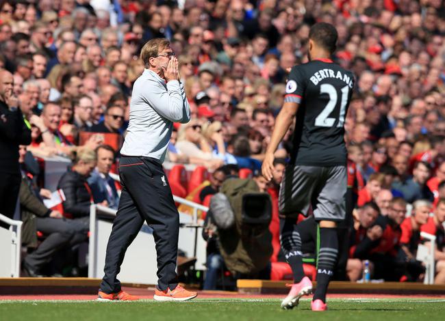 培养出总冠军！圣克拉拉大学退役杰伦·威廉姆斯24号球衣