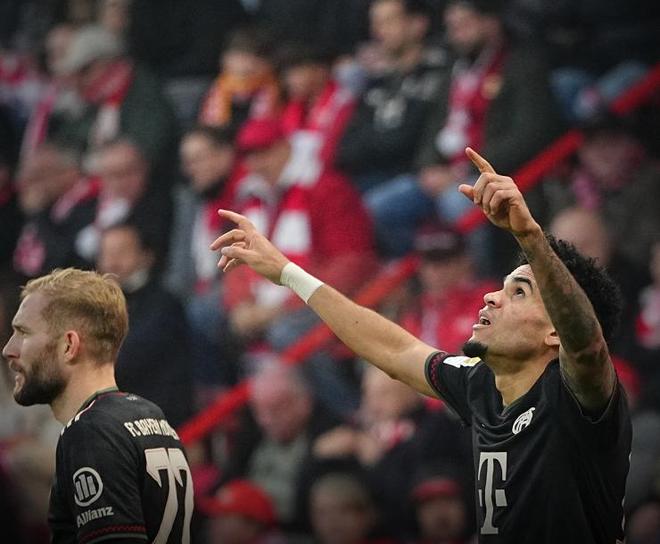 发布会变感谢会，李霄鹏赛后向各方致谢（赛后发布会成感谢时刻，李霄鹏向各界致谢）