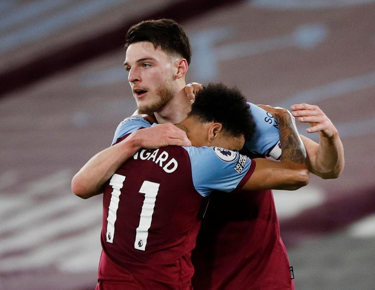 热那亚2-1逆转维罗纳，托斯比建功，洛伦佐-科隆博破门（热那亚2-1逆转击败维罗纳：托斯比制胜，洛伦佐-科隆博进球）