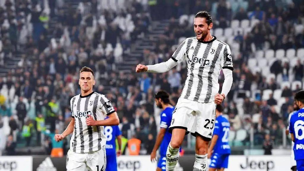 欧冠淘汰赛门票暴涨引发球迷抗议