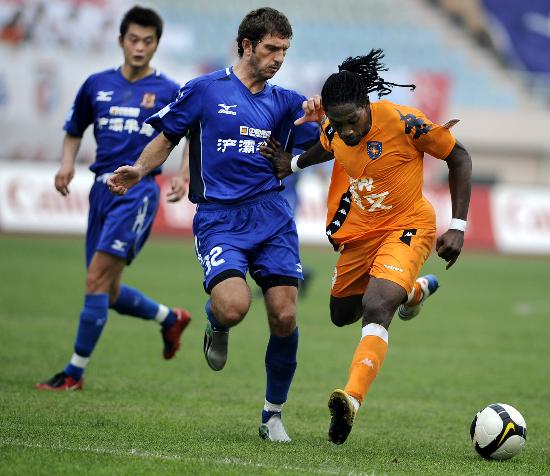 王洪亮：美国巴西身体强太多；若早跟她们踢热身赛或许会好些（王洪亮：美国、巴西身体优势太明显；若提前热身交手或许会更好）