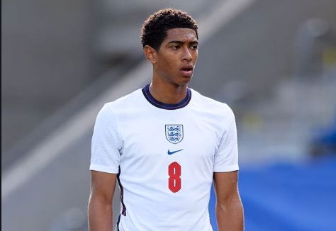 英超赛场亮点：利物浦逆转曼联,（英超焦点战：利物浦完成逆转击败曼联）