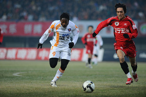 足球世界杯亚洲区预选赛关键比赛回顾（世界杯亚洲区预选赛焦点战回顾）