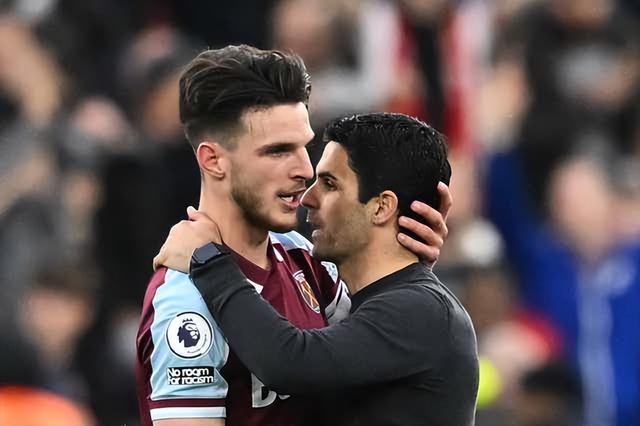 意媒：拜仁天才边锋利契纳或离队，尤文和米兰等队有意争夺（意媒：拜仁天才翼锋利契纳或将离队，尤文、米兰等豪门竞逐）