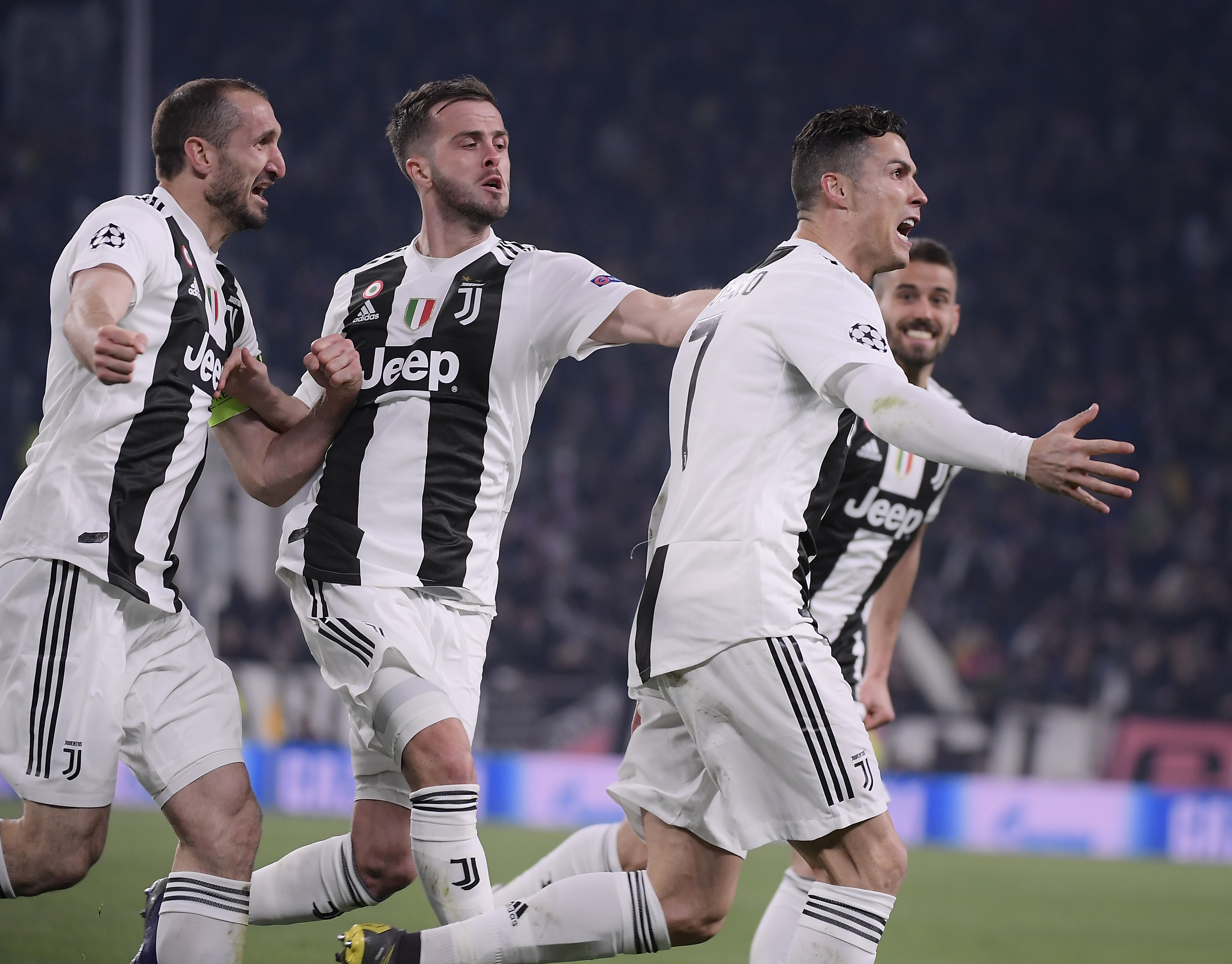 加纳乔中柱，切尔西0-0伯恩茅斯三轮不胜，连续13场英超进球终结（加纳乔中框，切尔西0-0闷平伯恩茅斯遭三轮不胜，英超13连场进球纪录终结）