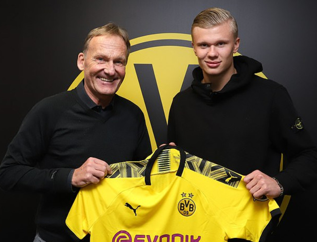 迪乌夫：齐沃经常和我交流帮我提高，高兴自己的机会越来越多（迪乌夫：齐沃常与我沟通助我提升，为机会增多而欣喜）