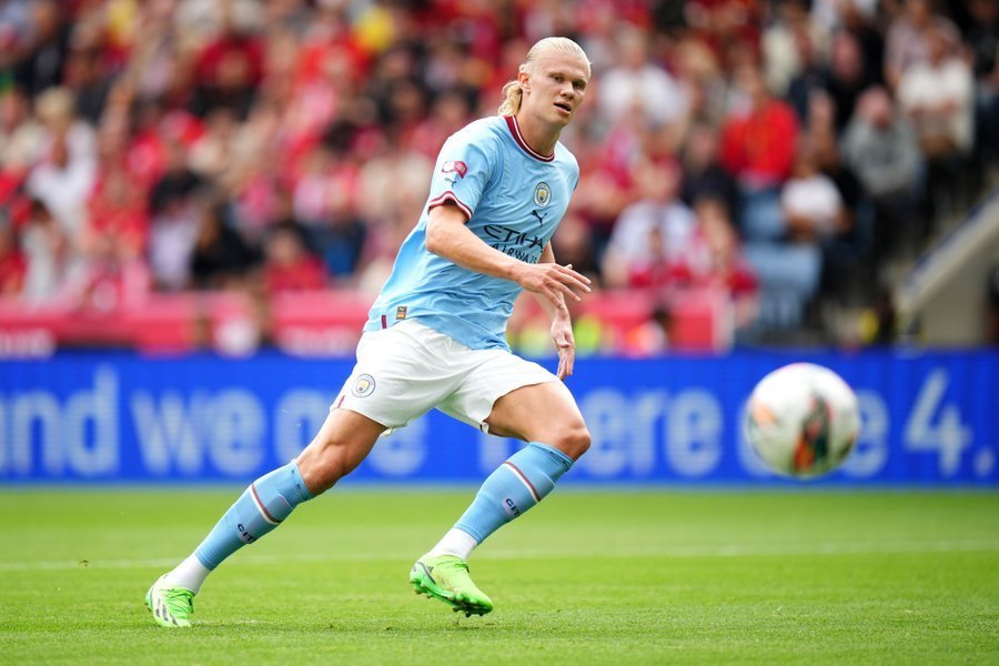 格罗索：萨索洛要无畏前行，我从里皮那里学到不要束缚球员（格罗索：萨索洛应勇往直前，我从里皮学到要放手让球员发挥）